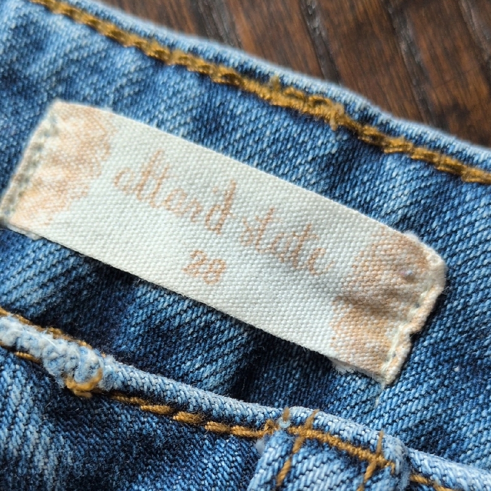 ALTAR'D STATE I Distressed Ripped Light Wash Denim Straight Leg Jeans, 28 - Picture 3 of 16